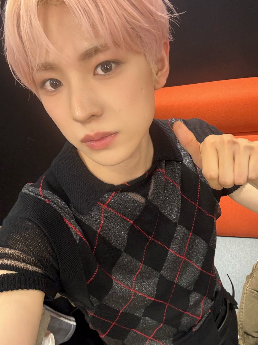 260501 01:18 KST
⭐️📸