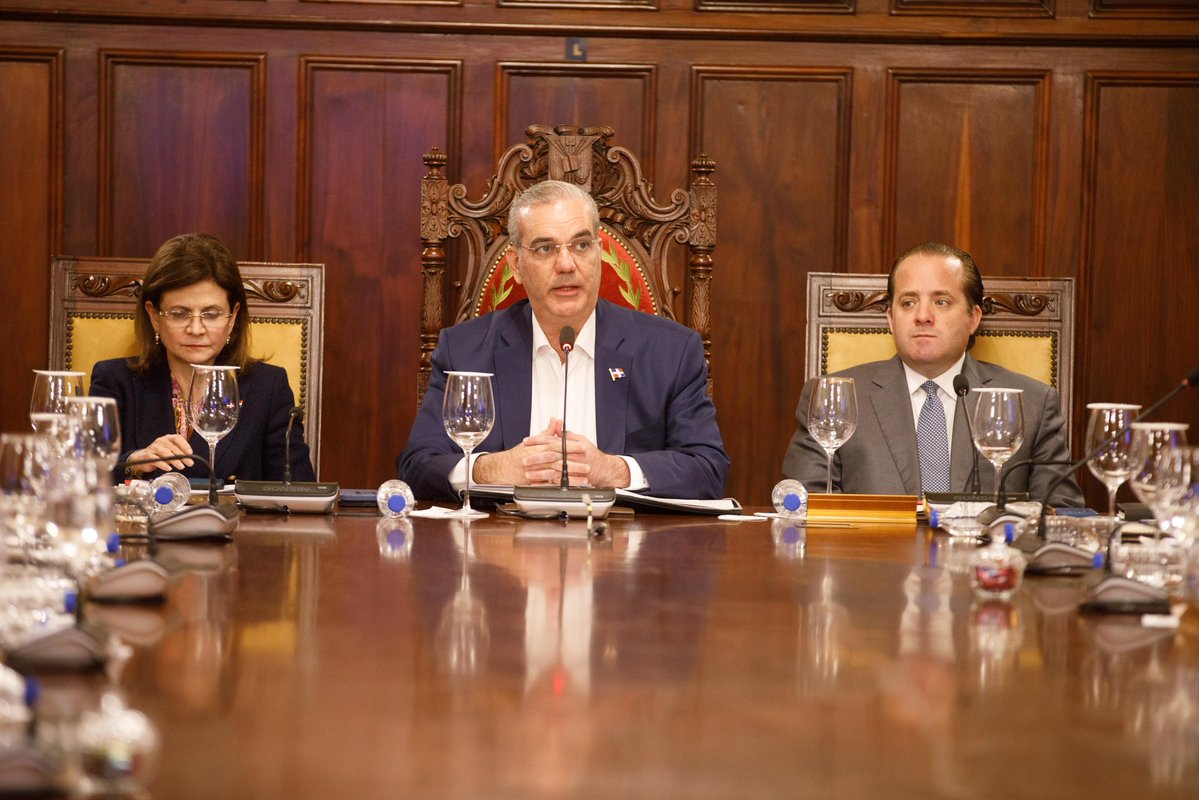 Yunior Fernández M. tweet media