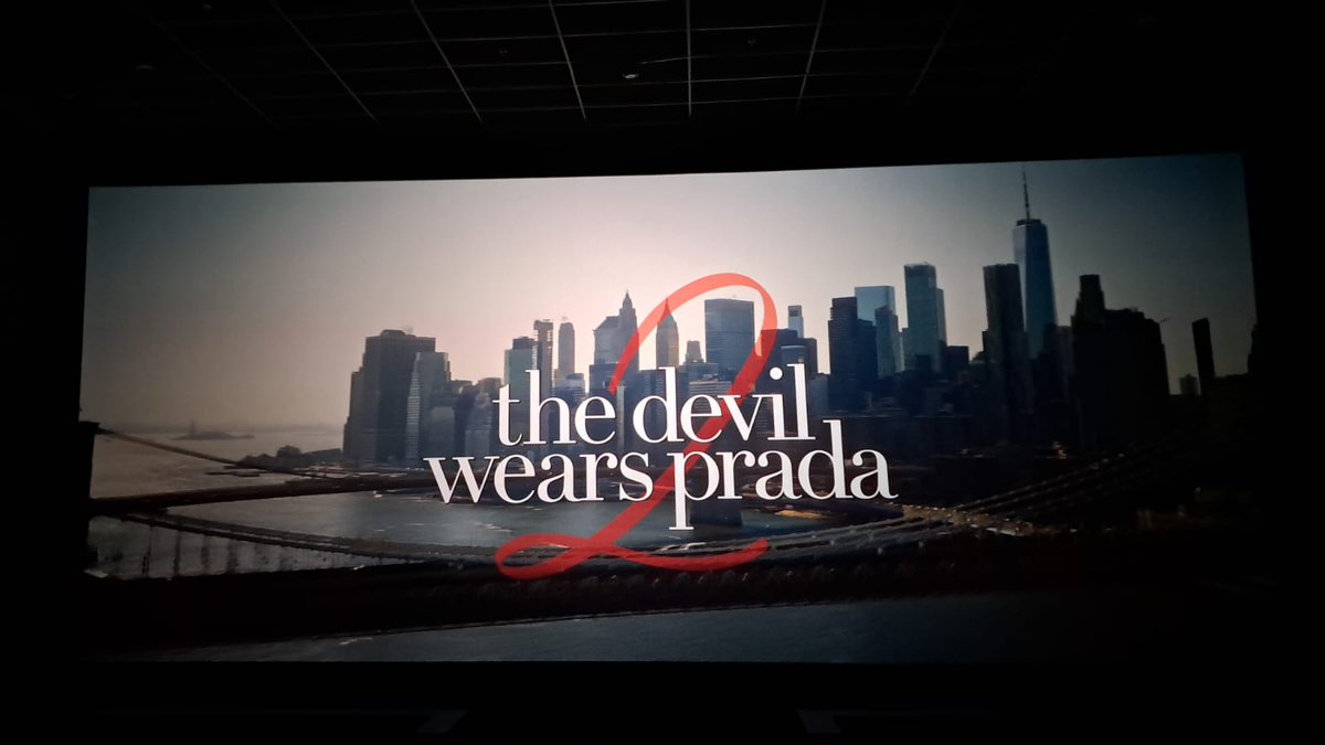 Movie Theatre Vibes tweet media