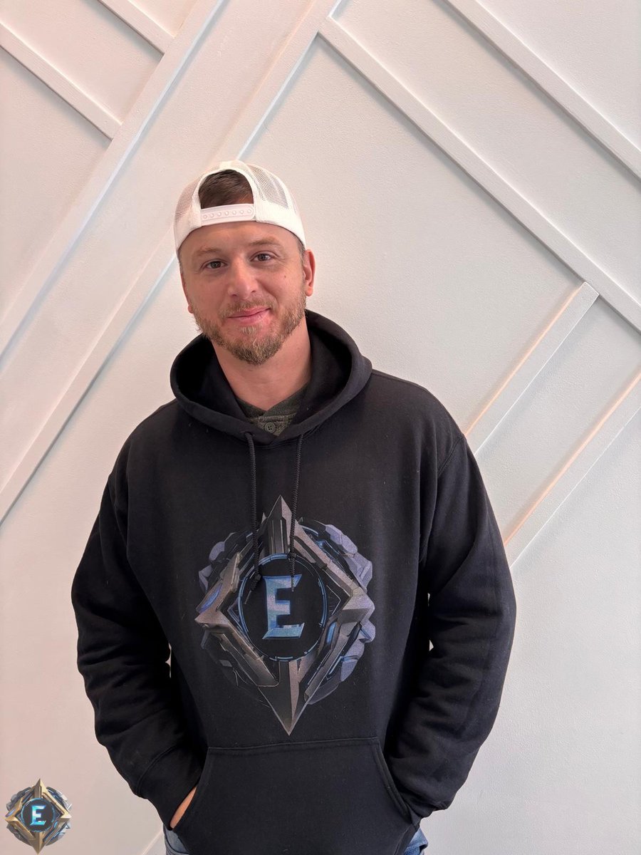 EVOLVE BLOCKCHAIN tweet media