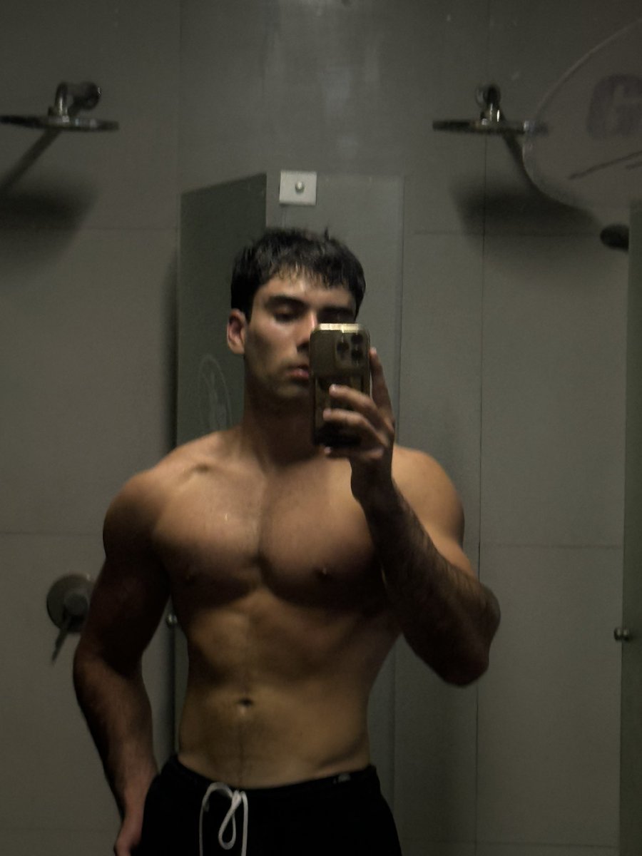 Diego 🌙 tweet media