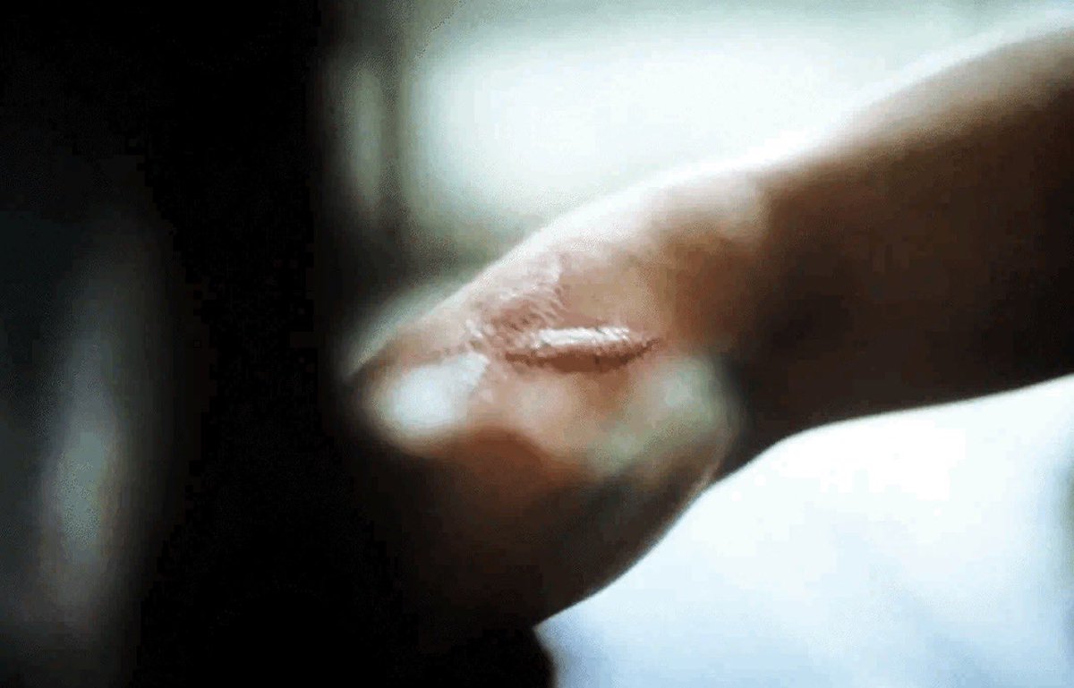 day 8234 of me screaming over the film’s decision to put the Rocky hand shaped scar on Grace’s arm in the same spot where Rocky’s wedding gem is at