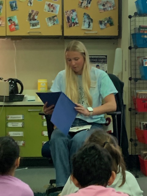 Mrs. Wied tweet media