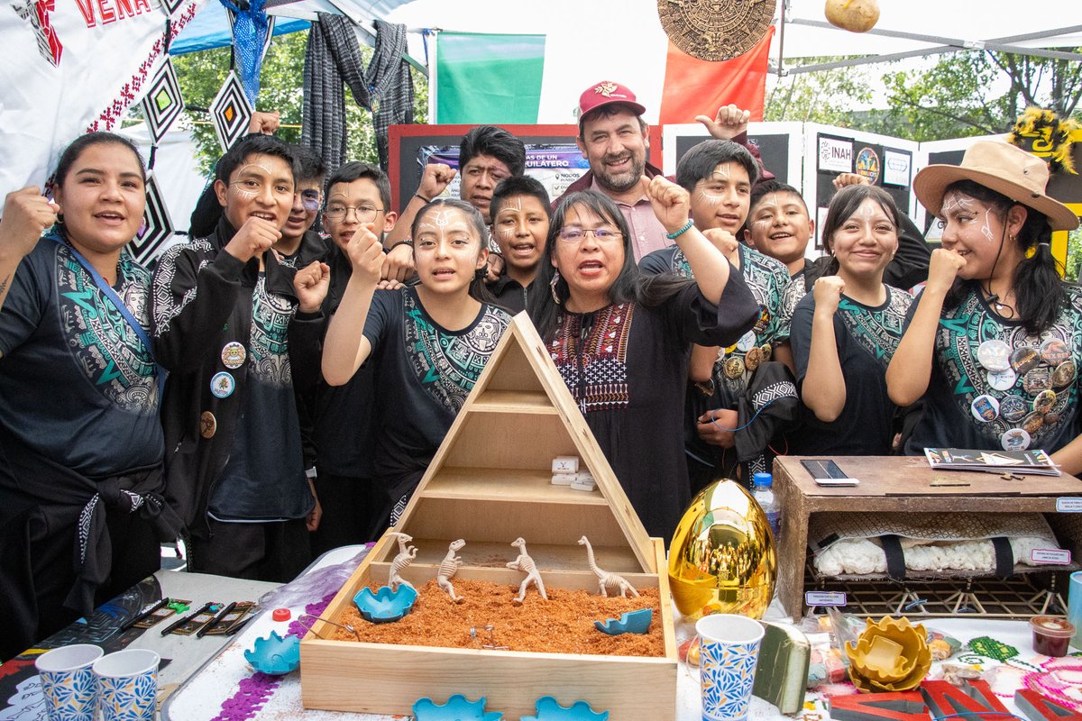 Fundación RobotiX tweet media