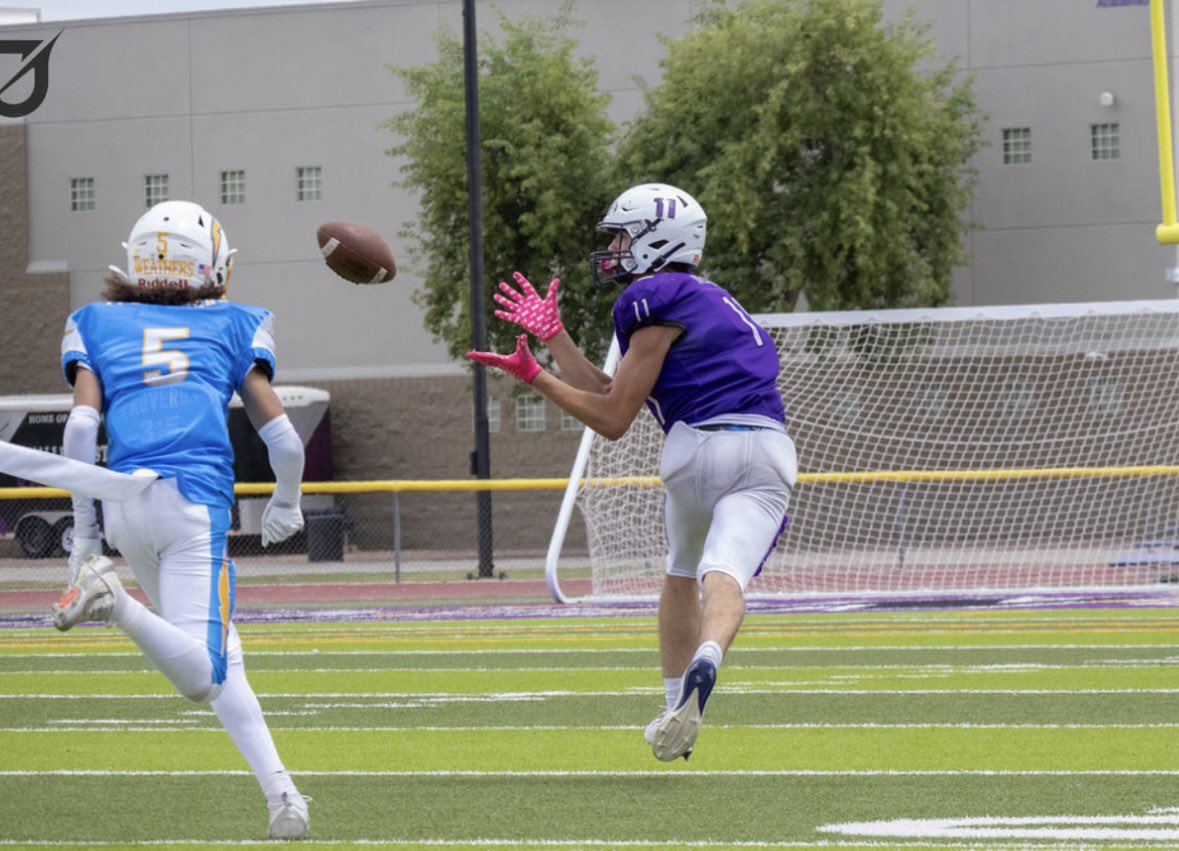 IvesterXander's tweet photo. Some highlights and photos from our last regular spring season game. #13u #football #TE #DE #WR #offense #defense https://t.co/NGsVdqXfXW