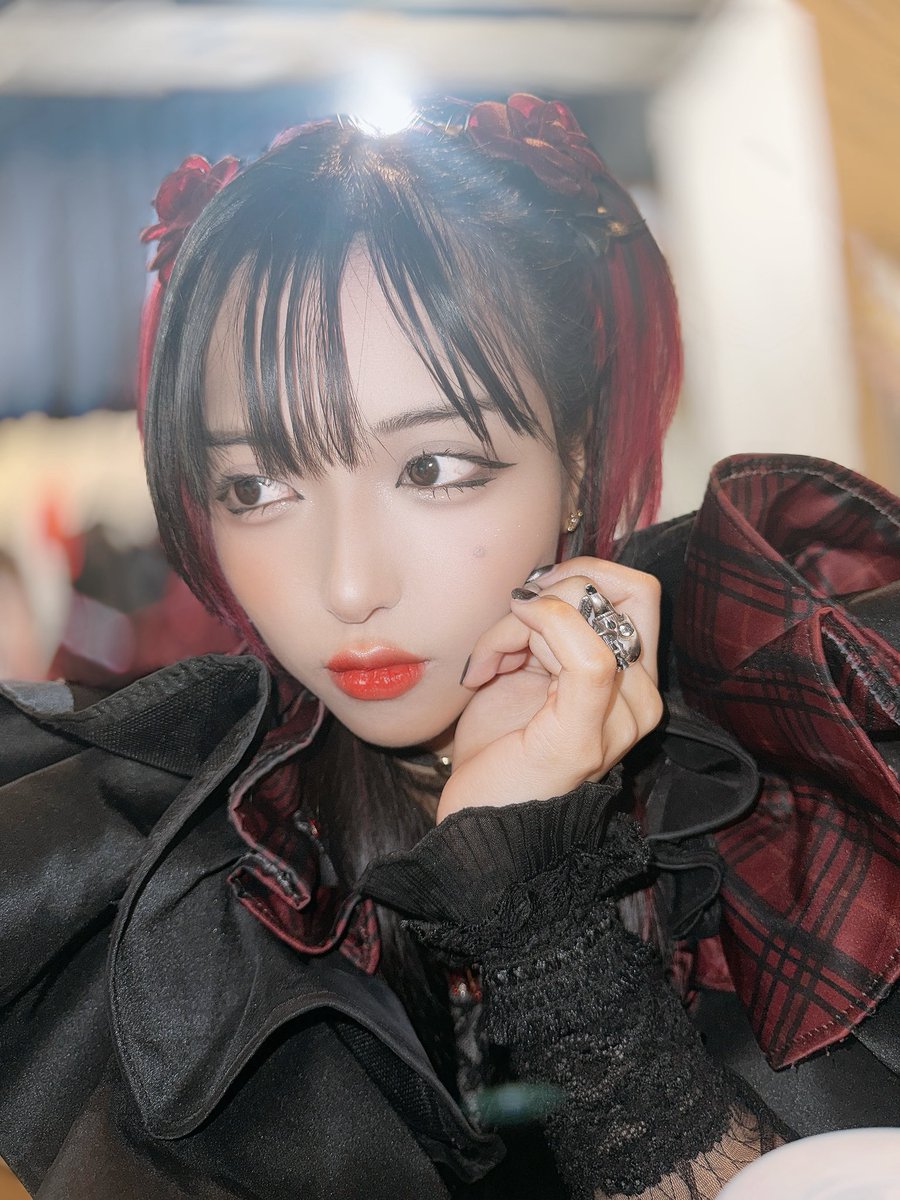 UYU(METAL)((ʚ( ˙꒳​˙)ɞ)) tweet media
