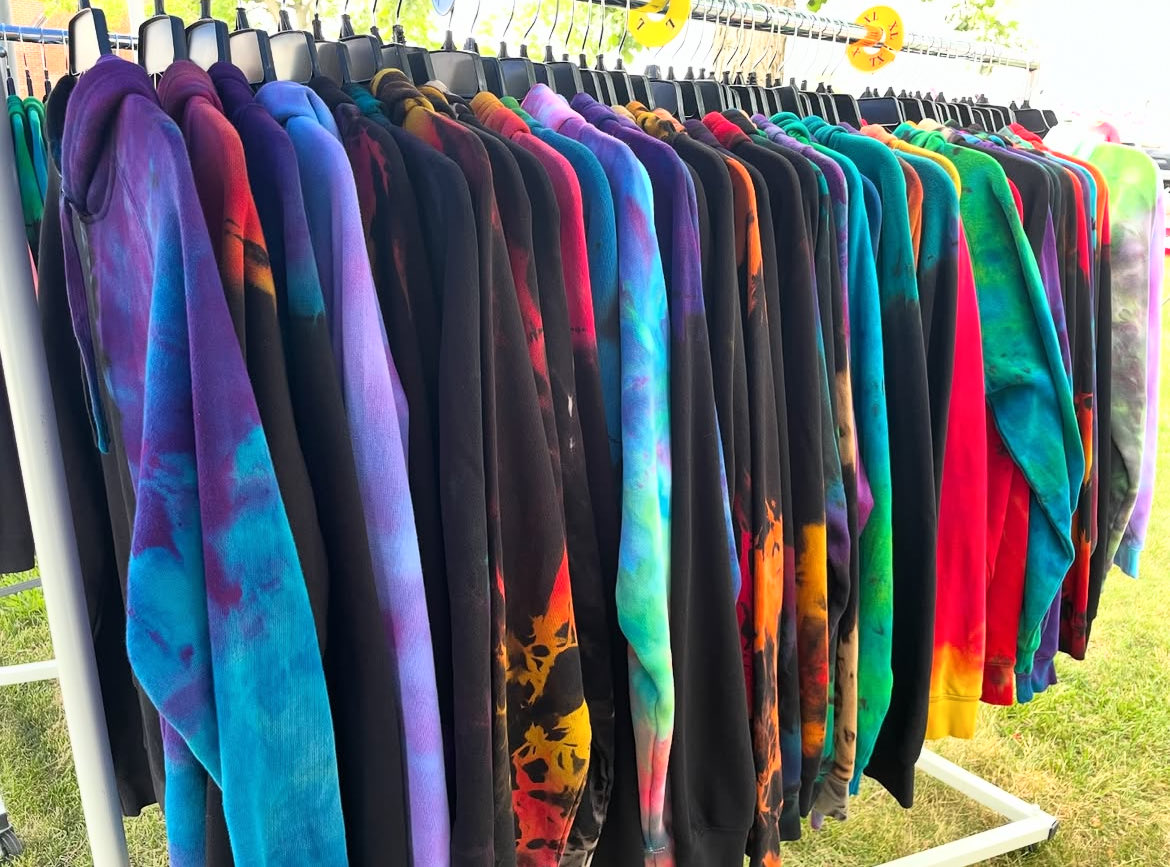 GoodNoteCo's tweet photo. Happy National Tie-Dye Day! We’ve been at it for almost 9 years!💪🏼🫡

https://t.co/jeHIEGbzfh https://t.co/VGm82vSMNx