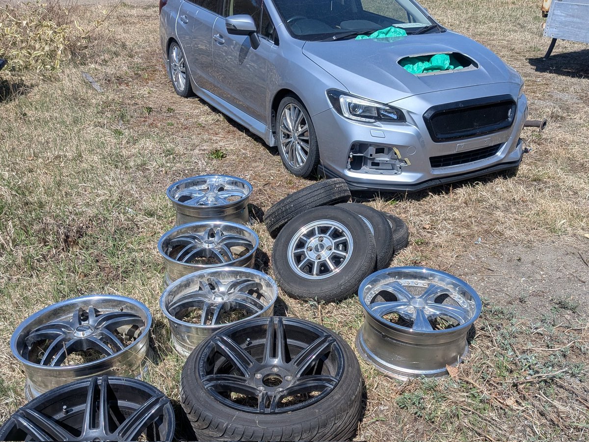 蠟山 tweet media