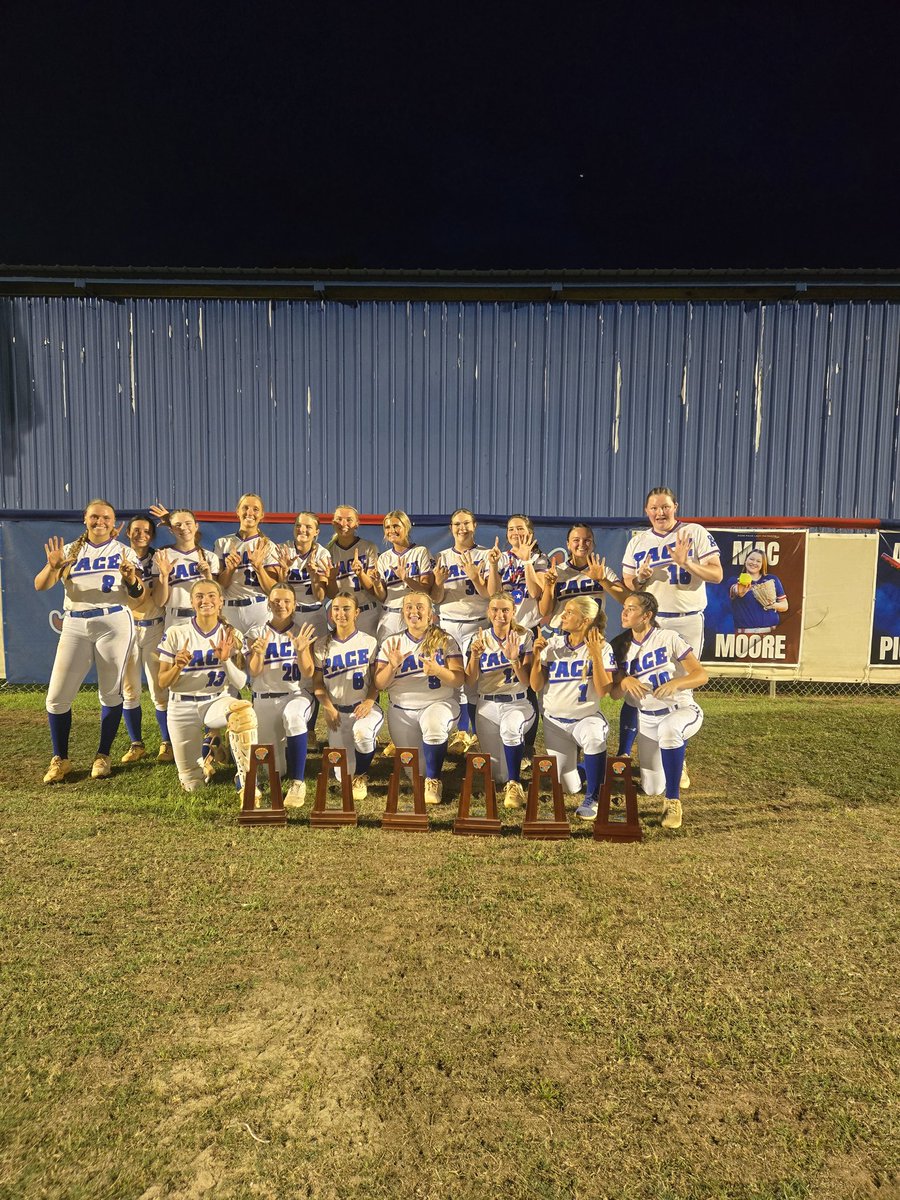 BLester1993's tweet photo. The Pace softball team is a district champion once again. https://t.co/yj7diqGXeB