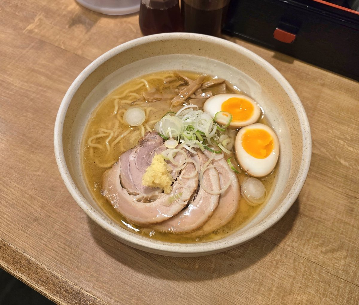 かなまん tweet media
