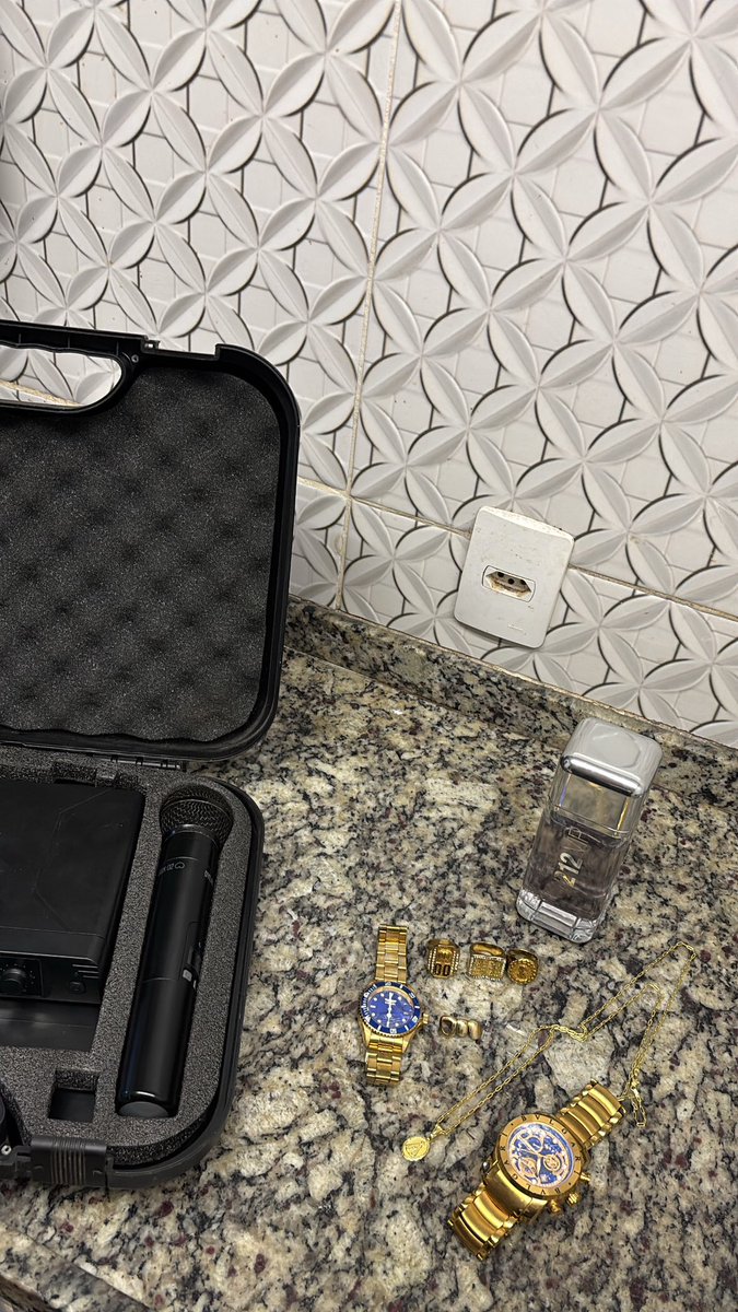 natanprodutor's tweet photo. 💼🎤👨🏻‍💻 https://t.co/sHaqOlIIzR