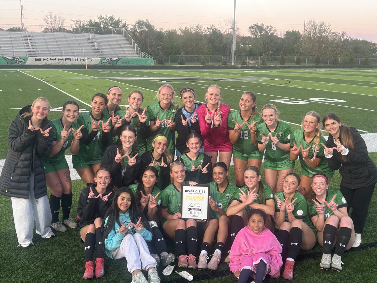 SkuttCatholic's tweet photo. RCC CHAMPS!!!

For the 2⃣0⃣th time in2⃣1⃣ years, the SkyHawks have won the River Cities Conference Soccer Title. https://t.co/zRrwvxB3rk