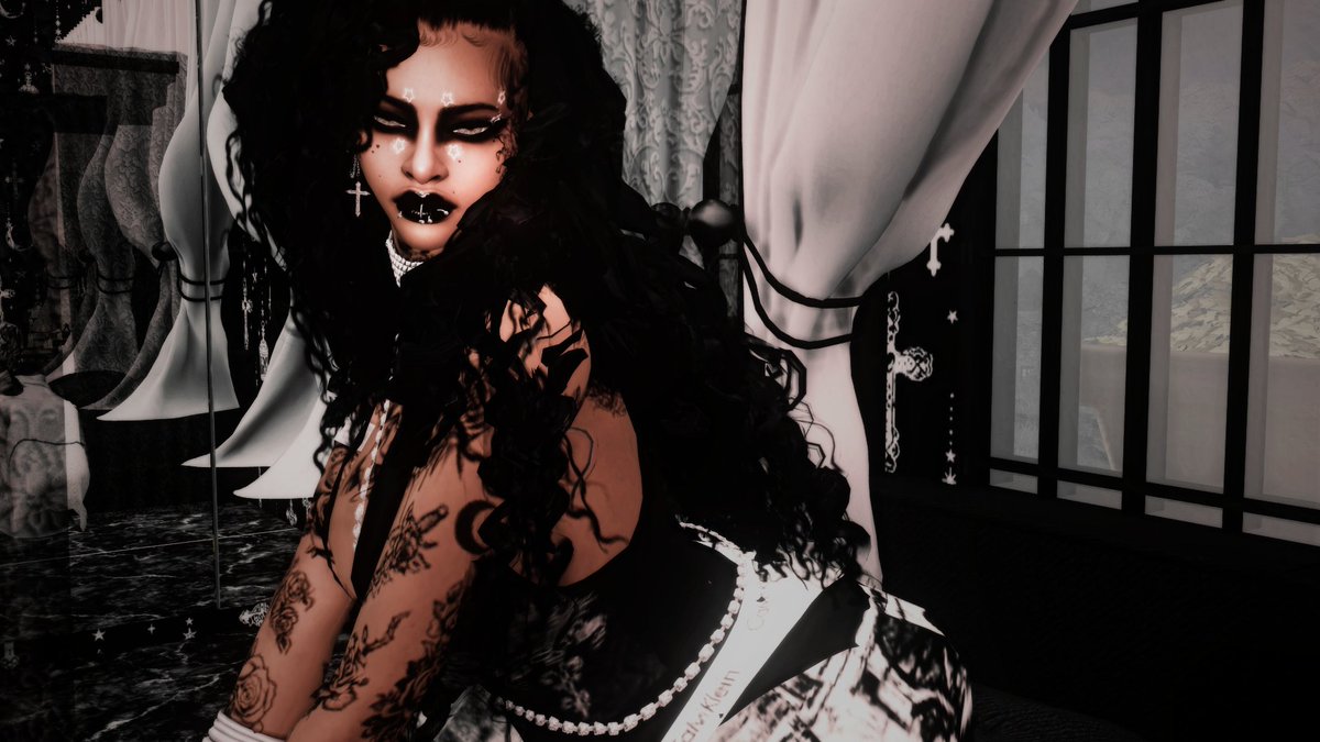 Aesira☠️ tweet media