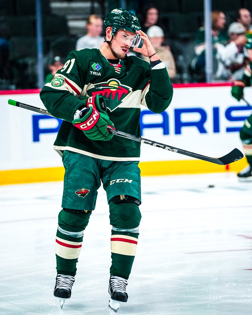 ZachCohenFB's tweet photo. The Minnesota Wild are proof that creativity and proper balance of color can lead to an elite aesthetic https://t.co/MkkbmqZl6U