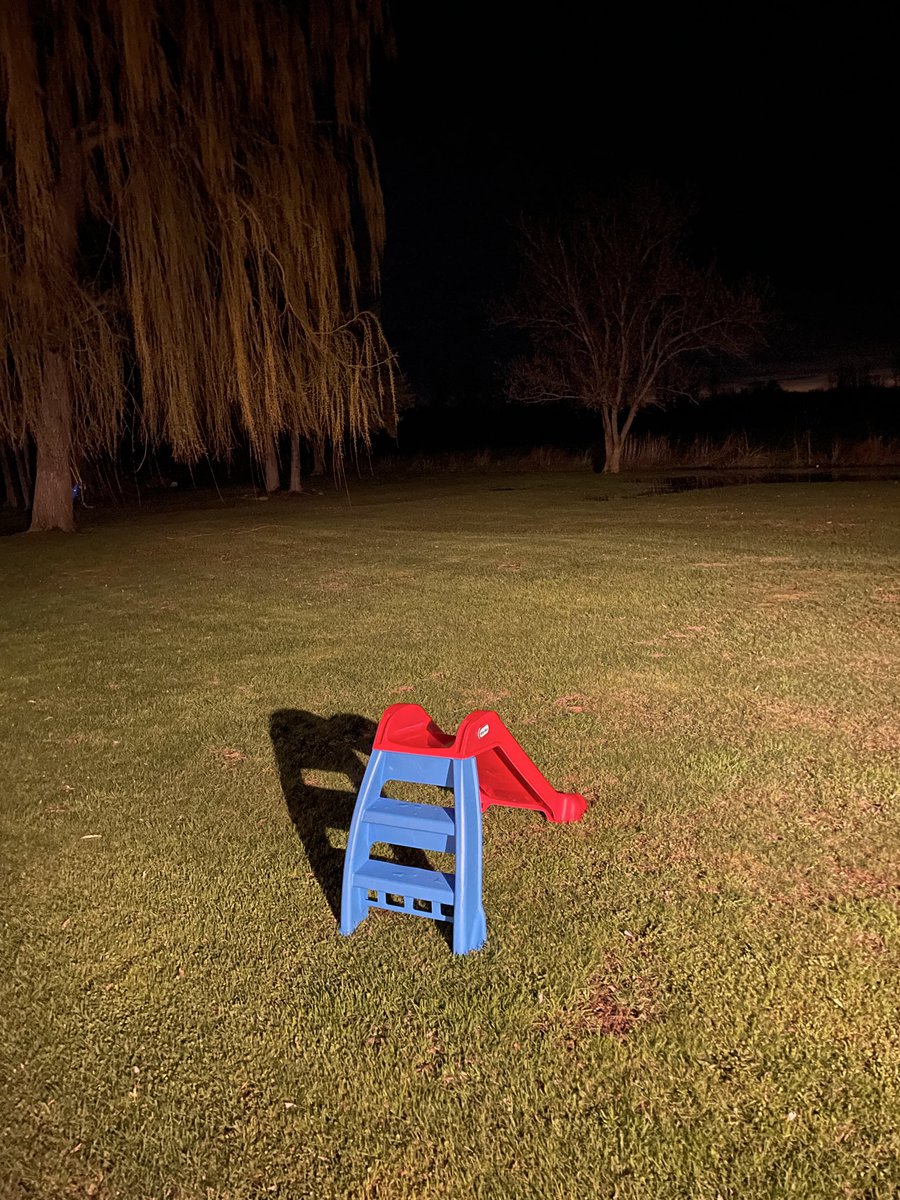 AThing29440317's tweet photo. i took some pictures of my baby half brothers slide outside cuz I thought it was aesthetic idk https://t.co/tA8CgBTjR7