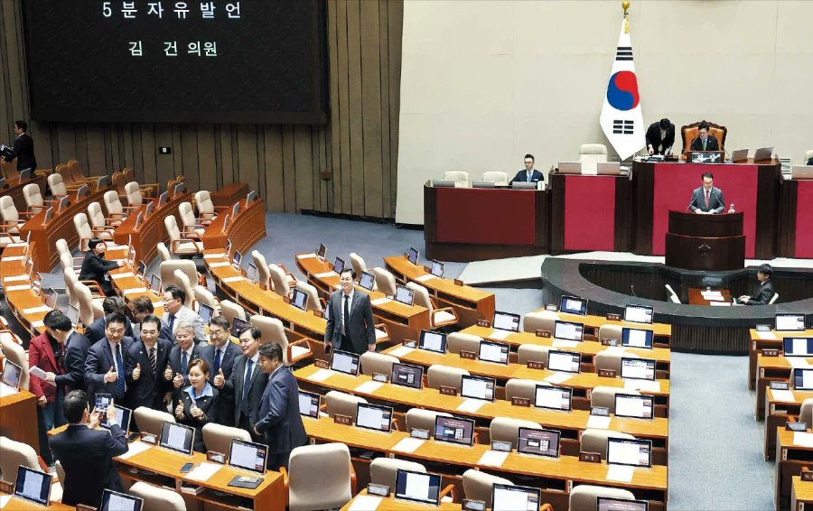 밝은 웃음 tweet media