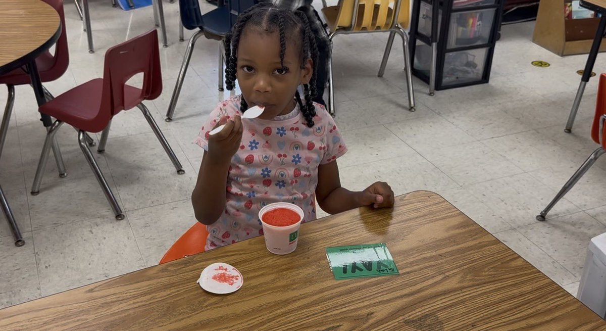 kendallfscott's tweet photo. iReady Growth = Italian Ice 

Ms .Pitts and her Amazing kindergarteners  crushed their iReady End-of-Year goals, and topped it off with a well-earned celebration! 
So proud of all their hard work, determination, and smiles along the way. 💙💛 https://t.co/kUB5cNkvFc
