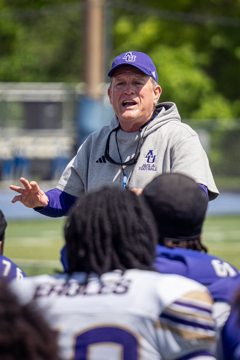 Avila University Football tweet media