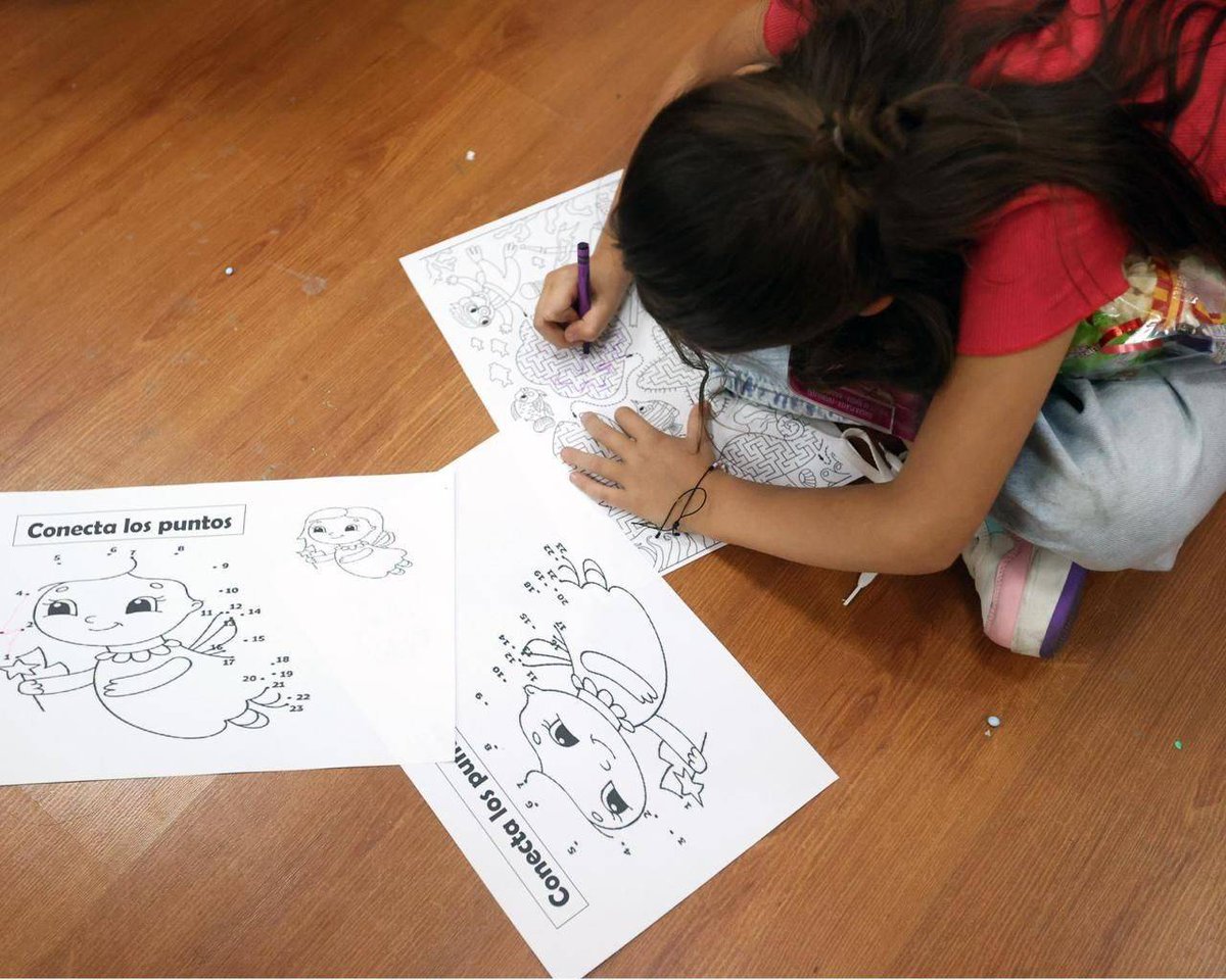 FGR_Ags's tweet image. En el marco del Día del Niño y la Niña, la #FGR, a través de la #FEAI, organizó un evento en sus instalaciones para festejar a las infancias, enfatizar sus derechos y compartir momentos de alegría entre las servidoras y servidores públicos con sus hijos. fgr.org.mx/es/FGR/Prensa/…