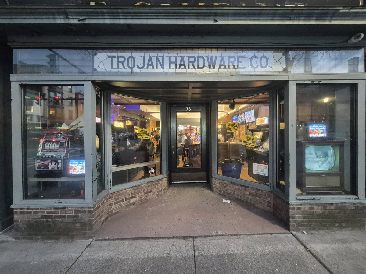 Troy Rewind – Arcade Bar & Retro Lounge tweet media