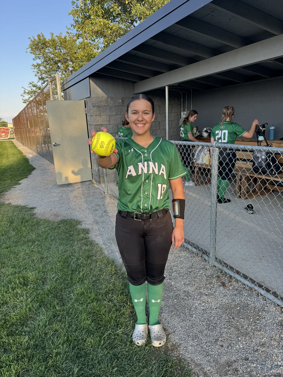 Anna Softball tweet media