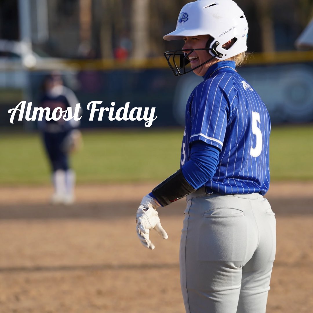 CUW_SB's tweet photo. Gameday tomorrow🙂 https://t.co/D1hP5czgIb