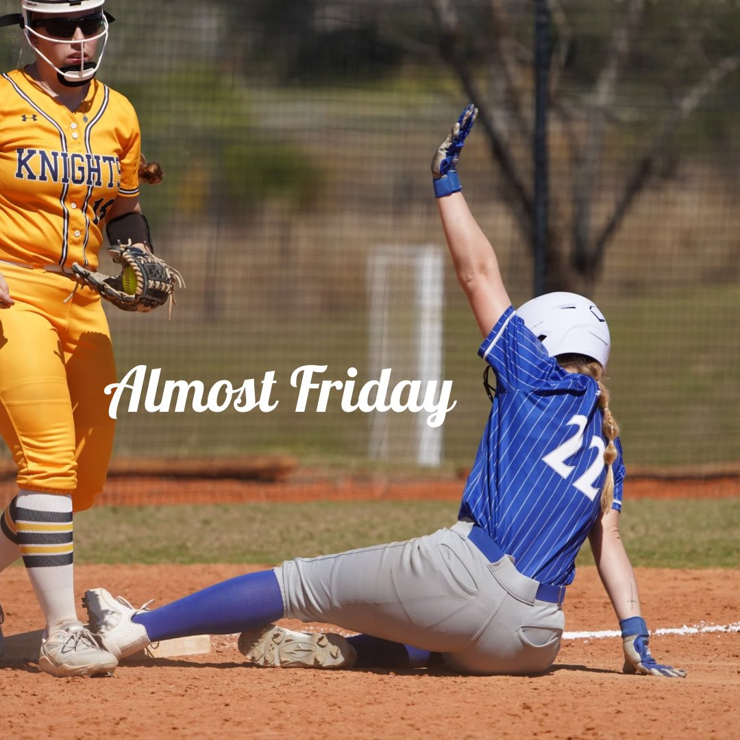 CUW_SB's tweet photo. Gameday tomorrow🙂 https://t.co/D1hP5czgIb