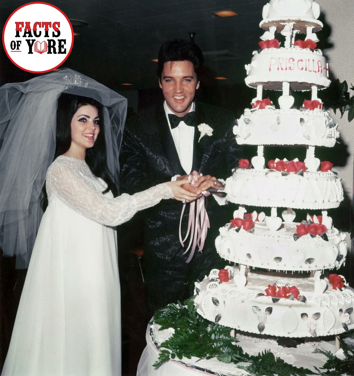 factsofyore's tweet image. On this day in 1967, in an intimate wedding before only 14 guests, music sensation #ElvisPresley marries non-celebrity #PriscillaBeaulieu in an eight-minute civil ceremony in a private suite at Las Vegas’ famed #AladdinHotel.

#TodayInHistory