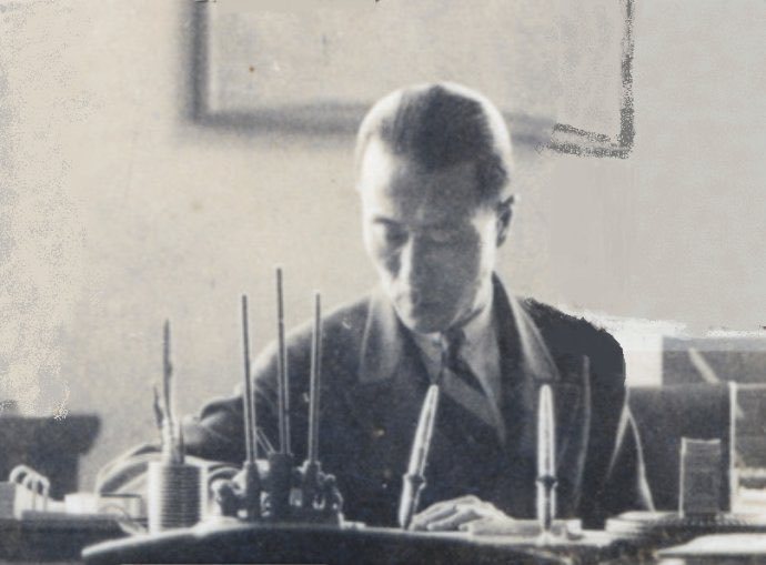 <a href="/StatisticUrban/">Hunter📈🌈📊</a> Wong Tsu, born in Beijing in 1893, then went to MIT and became Boeing’s first aeronautical engineer, would be another such