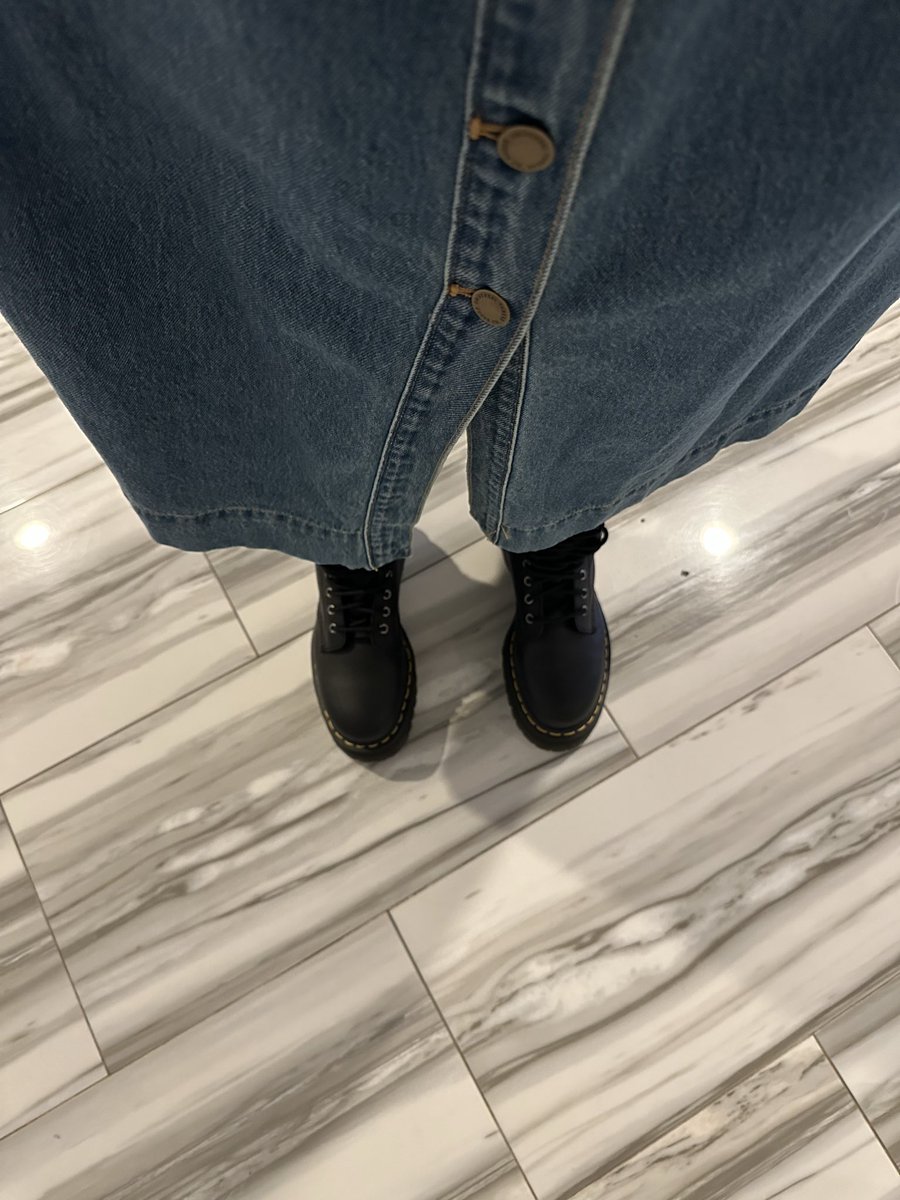 ReineQueenUn's tweet image. Yesssss it was worth the wait 🧥👗🙌🏾👠💃🏽 #TheDevilWearsPrada2 #AMCTheatres #Miranda #Andy #Nigel #Emily #ThursdayNightVibes #JustTheTwoOfUs #DateNight 🍿🎥 🥤🍿🍬🍫