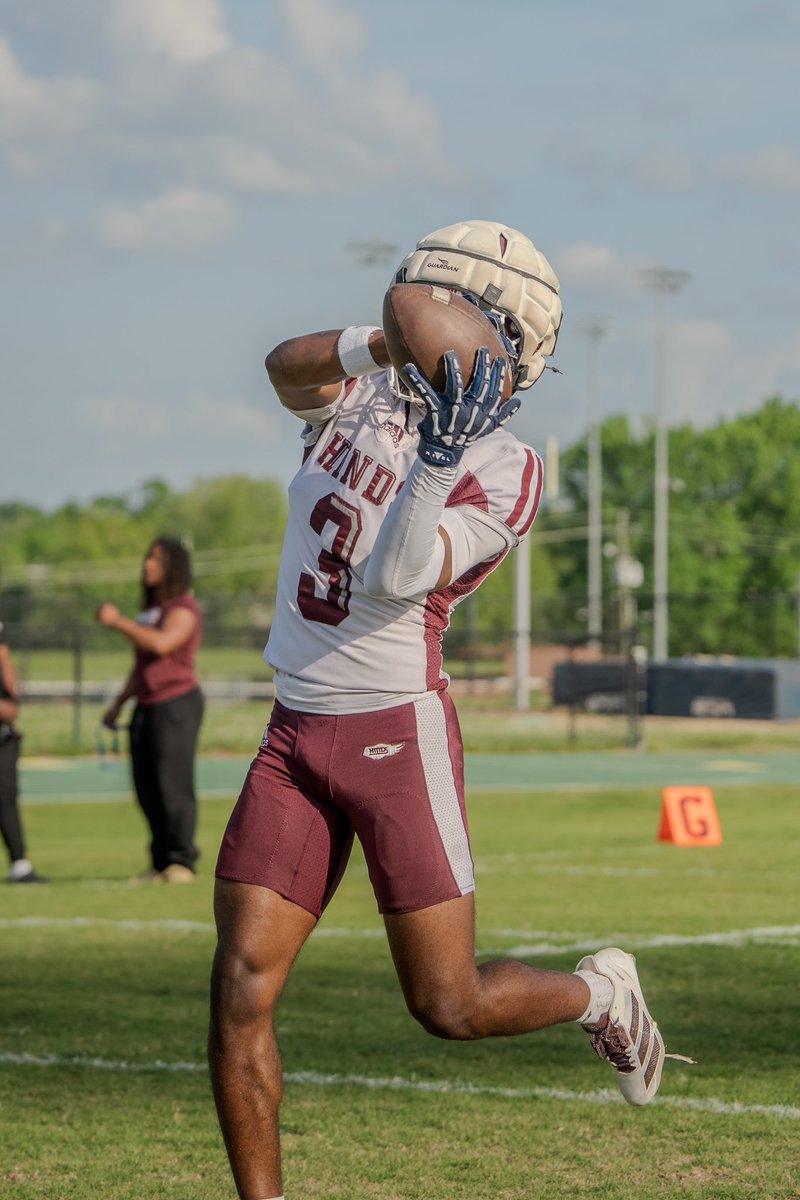 imjaylenjohnson's tweet photo. ⏳⏳ @sixstarsportss @CoachJones2010 @Coach_OC14 @JuCoFootballACE https://t.co/x1MhyZJk49