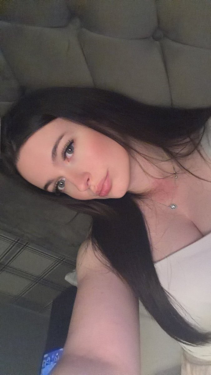 Courtney🔥 tweet media
