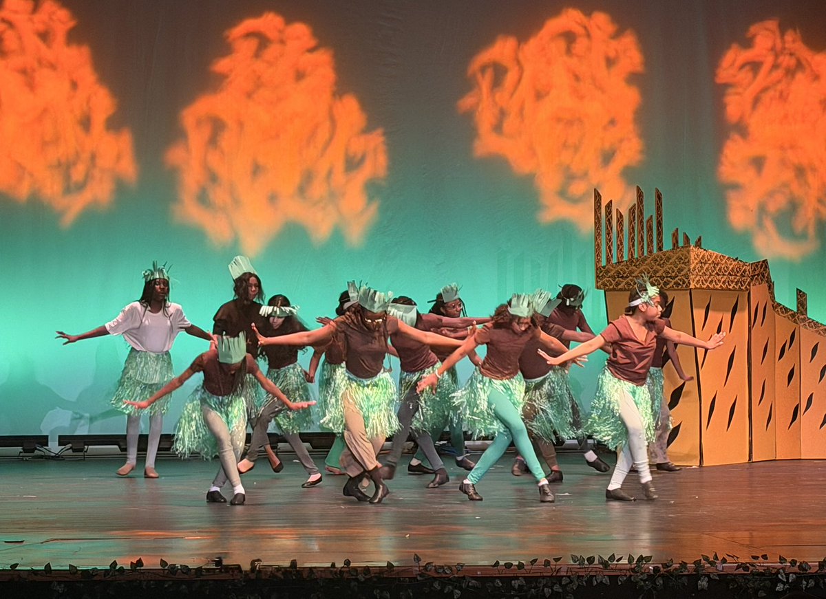DrKFried's tweet photo. Parkway Middle Magnet students truly shined in The Lion King Jr. ✨🎭
Such talented students! Amazing performances set the tone, followed by outstanding work in art, digital design, and technical theatre. 

Beautiful show, bravo to all! 👏🏽
#WherePassionMeetsPurpose @pmsotamagnet https://t.co/bwFU0PsiUw