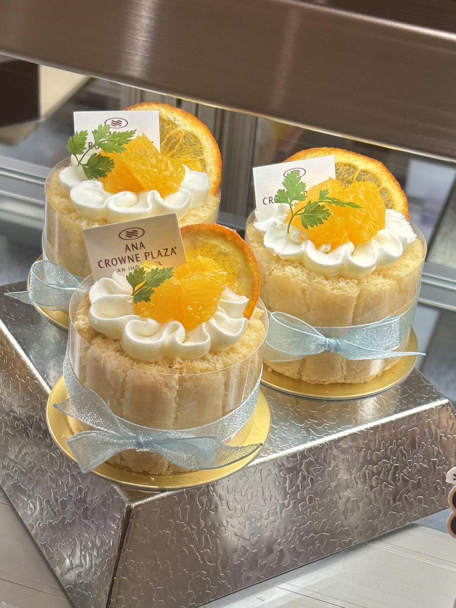 5月限定ケーキが新発売🍊✨ フランス伝統菓子シャルロットをアレンジ