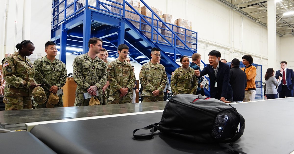 Eighth Army tweet media