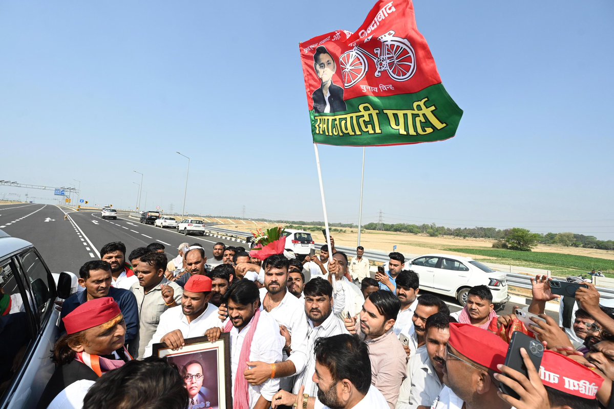 Akhilesh Yadav tweet media