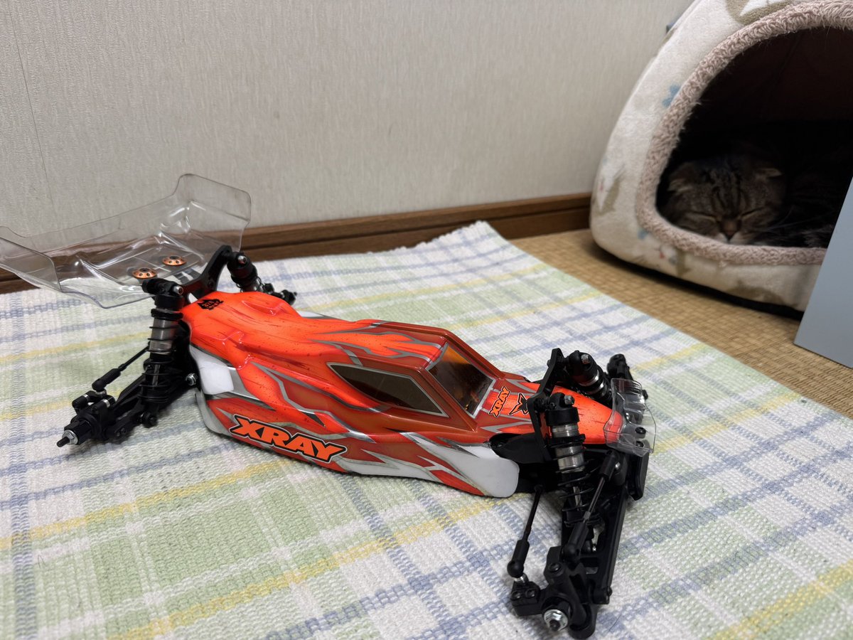 久しぶりにメンテナンスしたら
デフオイル 0でしたね😺