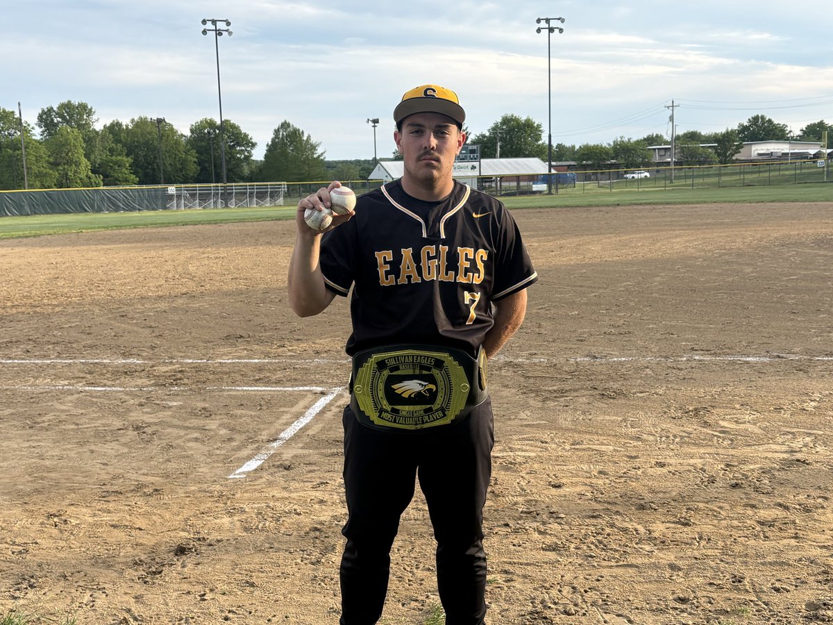SullivanBBall's tweet photo. 15-1 win over New Haven. 

@doza_landen 1-3 with double an RBI
@chaseblue07 1-2 with a triple
@ReddRaiden5943 2-4 with 2 doubles and 2 RBI
@Mahlonfoster 2-2 with a double and an RBI

@Garnermitchel11 with the big night 2-2 with a sac fly, BB, 2 HRs with 7 RBI on the night! https://t.co/GHEukduvOD