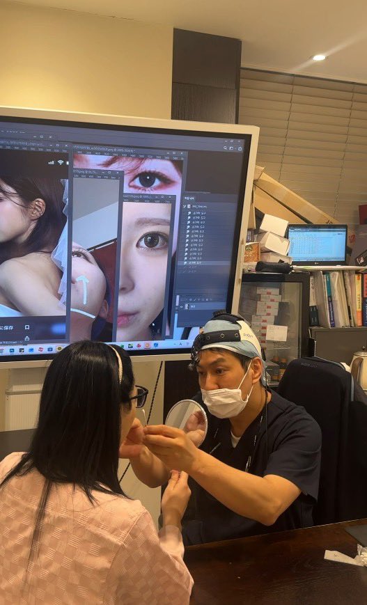 ずっと気になってた低くて丸い鼻をKOWON整形外科で整えてくるよ👃再手術とかも手がけてるプロ中のプロ！
楽しみ🎶

<a href="/prepost1/">Dr.KimHT (コウォン整形外科)</a>

#KOWON整形外科 #コウォン整形外科
