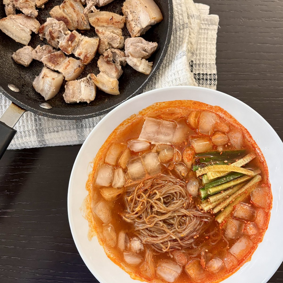 하루두끼 tweet media