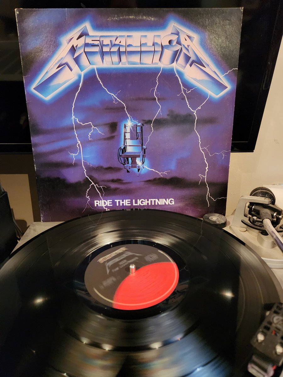 SpinVinyl1's tweet image. Metallica has so many great albums but Ride The Lightning was the perfection of their thrash era and even foreshadowing what was to come with Fade To Black. A fantastic album and this 1984 Elektra press is awesome!
#Metallica #RideTheLightning #vinylrecords