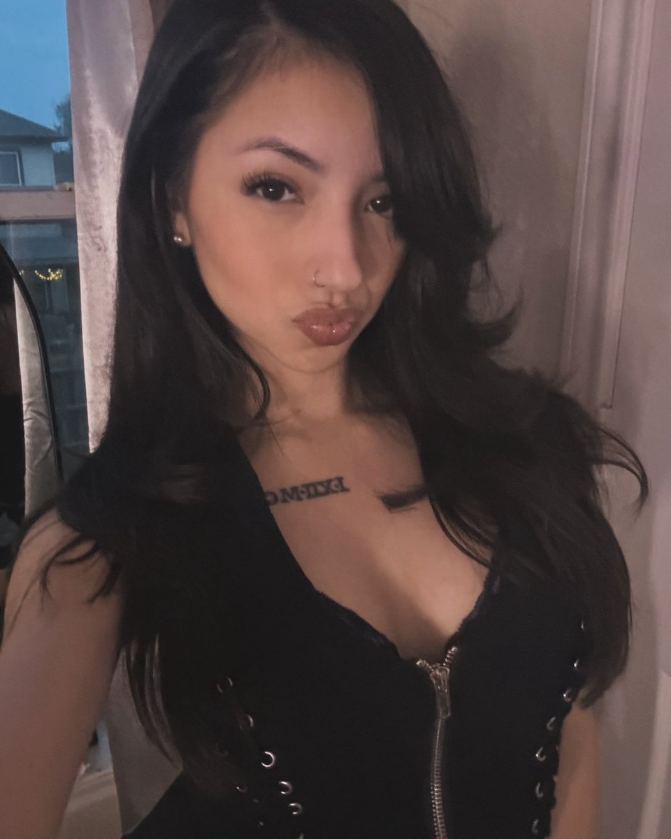 neveahlazae's tweet image. #tbt