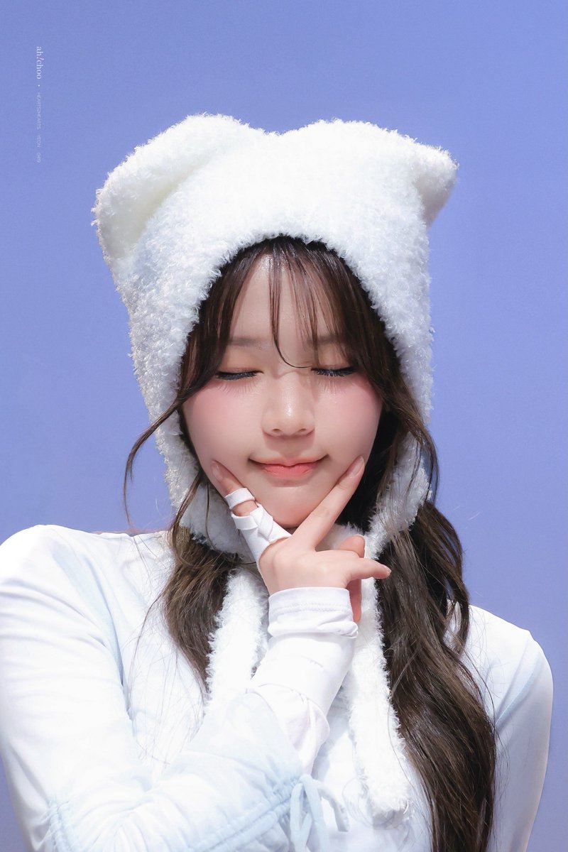 ahchoo_yeon419's tweet photo. 251101 #예온 #YE_ON #하츠투하츠 #Hearts2Hearts https://t.co/ahZHuO5lkL