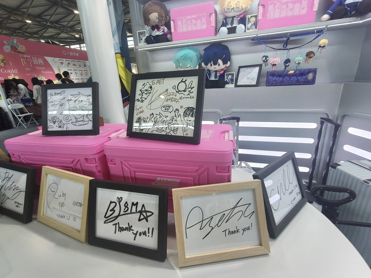 金@低浮上 tweet media