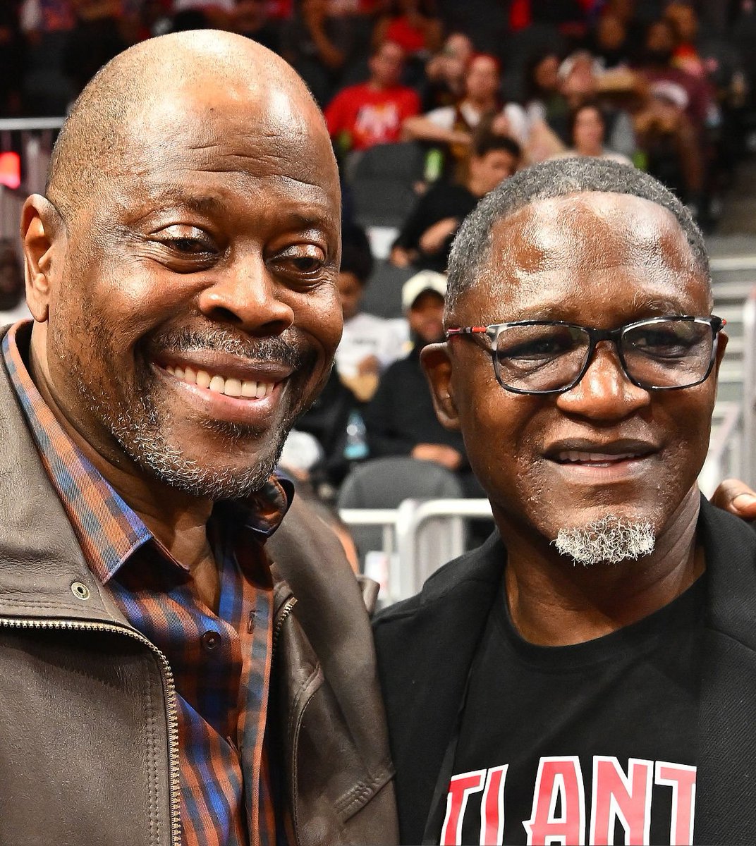 NBA_NewYork's tweet image. Patrick Ewing &amp;amp; Dominique Wilkins courtside Game 6

35 years ago in Atlanta they played double OT:

Nique 52

Pat 43 &amp;amp; 14

This was not that
