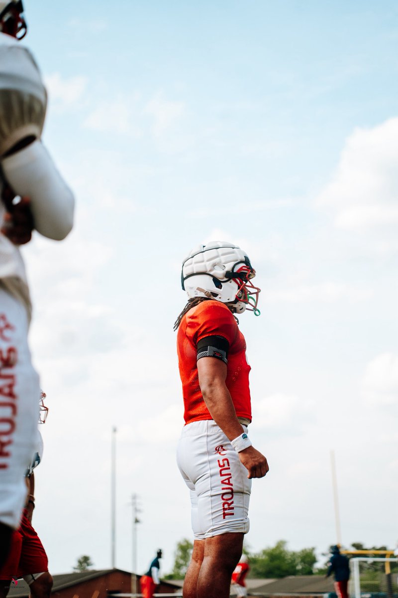 CadenCobb15's tweet photo. https://t.co/vIOHSQXNPo Watch the tape or come see me in person I’m a baller‼️💯 @jglenn4242 @i_abrown @RecruitGeorgia https://t.co/5EzRNSgBpC
