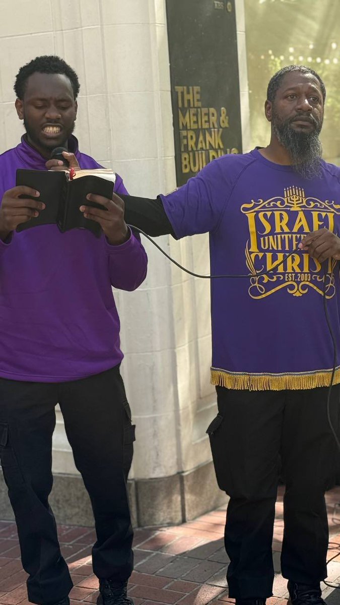 IUIC_Portland's tweet image. Day 20 of 30 days of Flyer Missions

The word went out strong at Camp. Bringing our people back to repentance one soul at a time. We will teach as Christ commanded us until his return!

#iuic #portland #seattle #unity #preaching #tbt