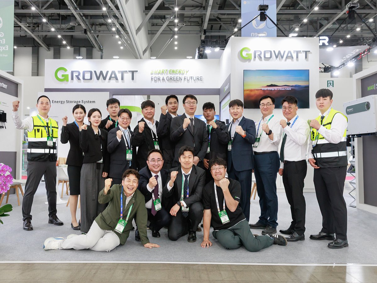 GrowattInverter's tweet image. Over the past weeks, Growatt has showcased its latest solar + storage innovations at International Green Energy Expo in Daegu, South Korea and Smart Energy Conference &amp;amp; Exhibition in Jakarta, Indonesia. 
Stay connected: f.mtr.cool/ticlzmgvcg
#Growatt #EnergyStorage