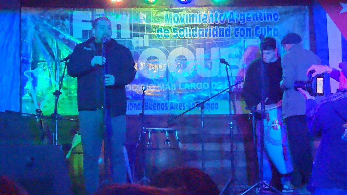EmbaCubaArg's tweet photo. 🇨🇺🇦🇷 | Festival solidario organizado por la Casa de la Amistad Argentino-Cubana de Quilmes, como parte de la campaña  #EstamosConCuba que impulsa medio centenar de agrupaciones argentinas.

#CubaNoEstáSola https://t.co/00FFX0QHFV