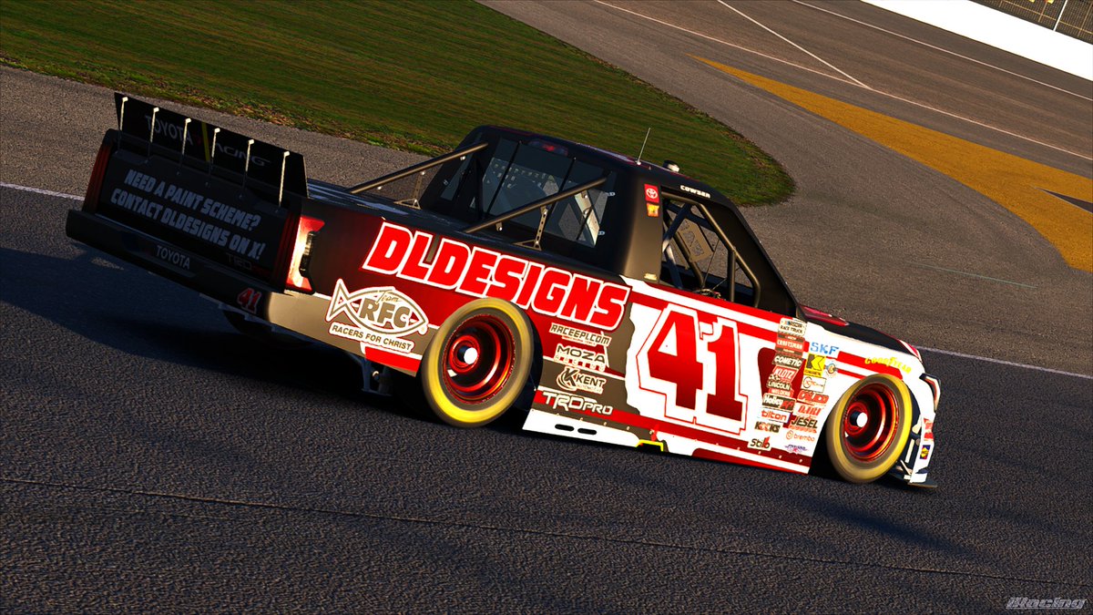 DLDesigns tweet media
